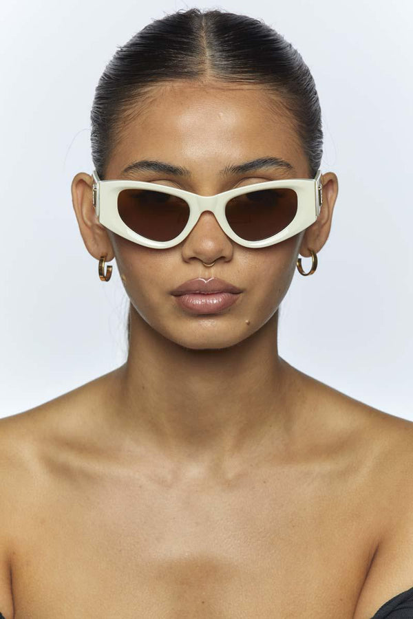 Jada - Ivory Product Image