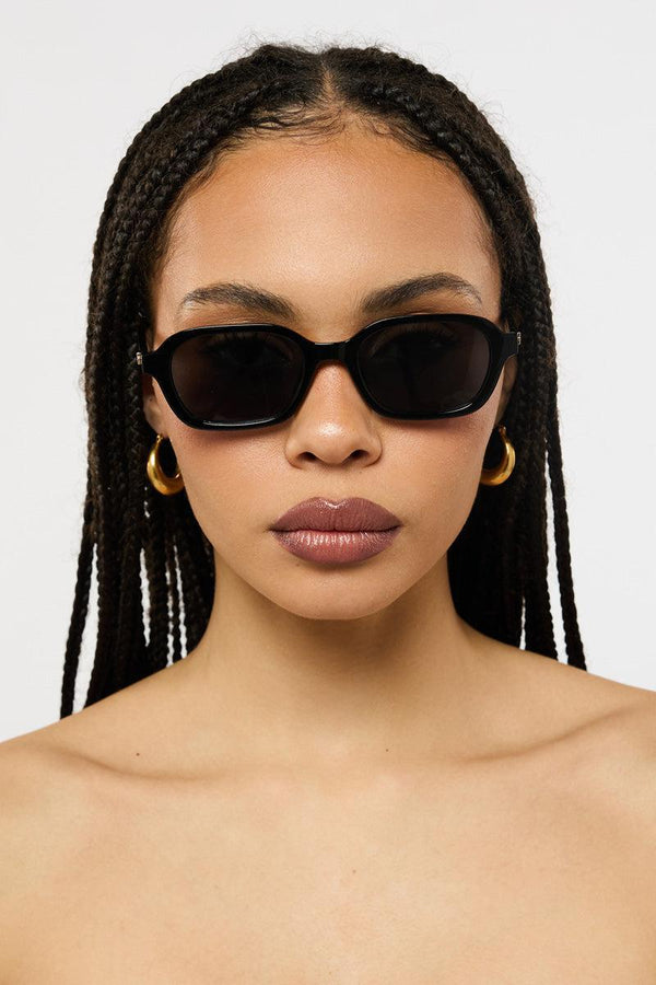 Pattie - Black Product Image